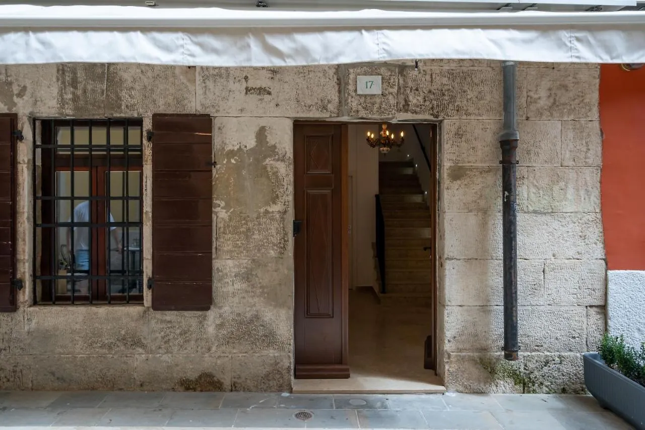 Aaa Apartments & Rooms Pula 0*,